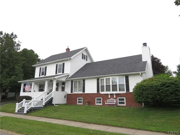 146 S 4th Ave, Ilion, NY 13357