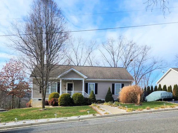 1905 Hawthorne Ave, Buena Vista, VA 24416
