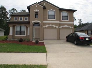 3853 Victoria Lakes Dr E, Jacksonville, FL 32226