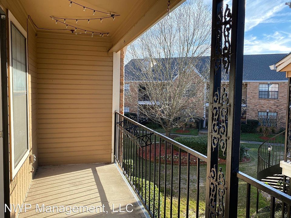 1st image of 400 S Town Dr #108