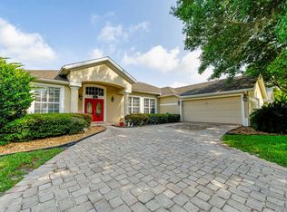 8063 Laurel Ridge Dr, Mount Dora, FL 32757