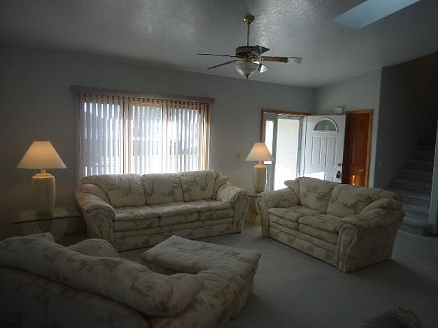 1st image of 2511 Crestwood Ln