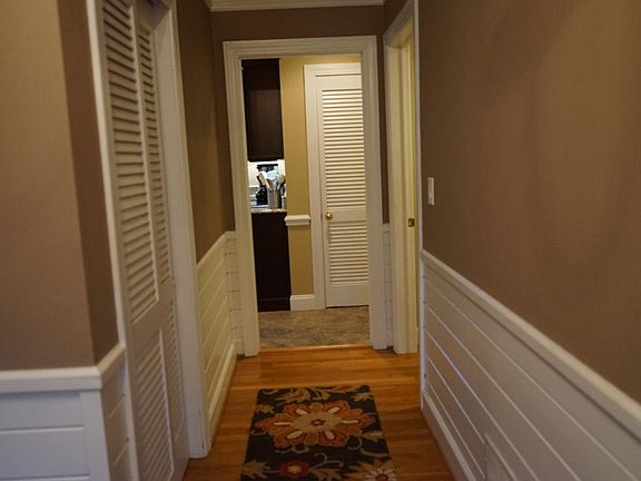 Entrance with coat closet on the left