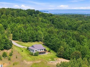 7684 N Gerber Rd, Northport, MI 49670