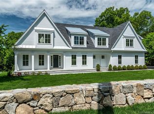 207 Hollow Tree Ridge Rd, Darien, CT 06820