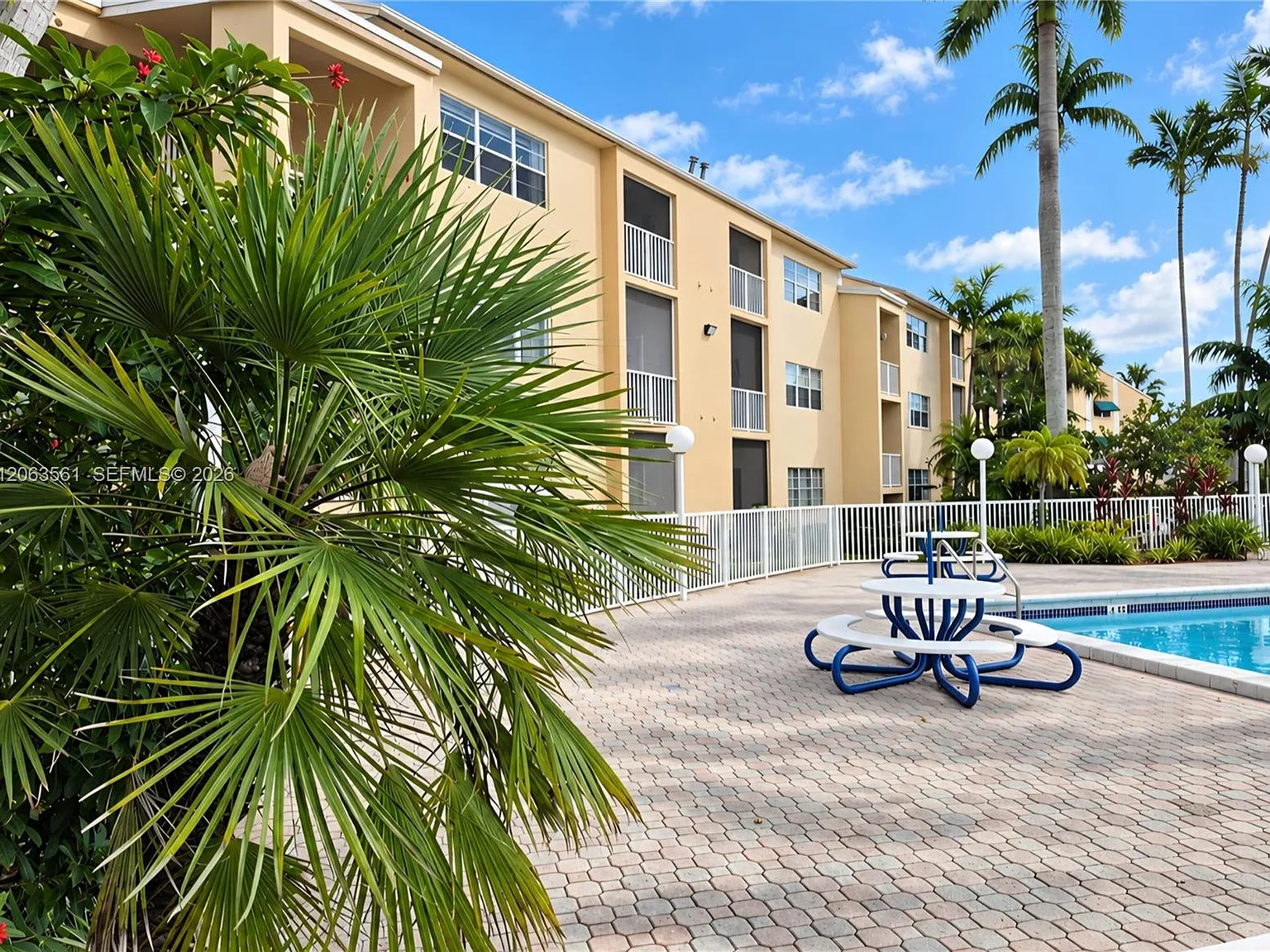 Hammocks Trails Condo — Photo 2