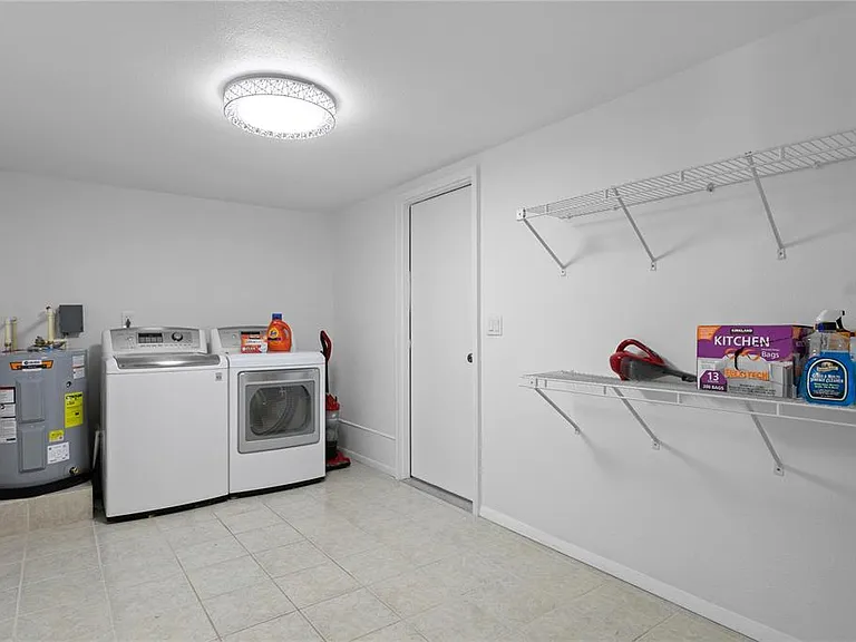 4815 W San Rafael St — Photo 31