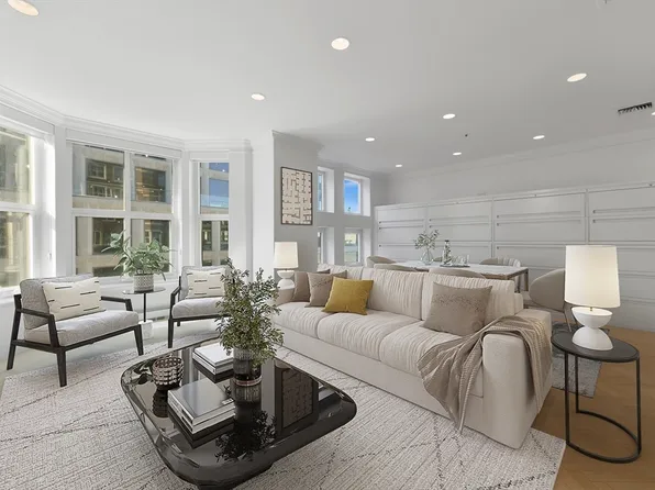 300 Boylston St Unit 714, Boston, MA 02116