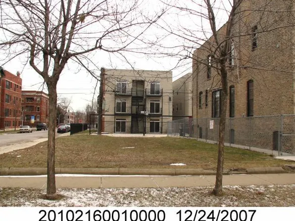 4901 S Washington Park Ct, Chicago, IL 60615