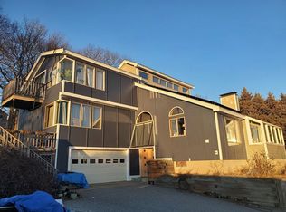 270 Paradise Rd, Swampscott, MA 01907