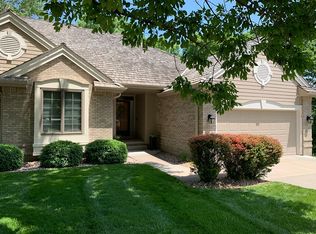 12 Norwood Ct, Council Bluffs, IA 51503