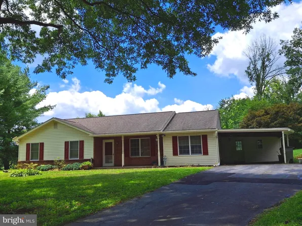 237 Dove Dr, Honey Brook, PA 19344