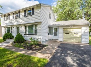 70 Seth Land Dr, Rochester, NY 14617