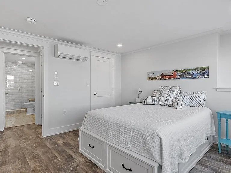 25 Atlantic Ave #2 — Photo 18