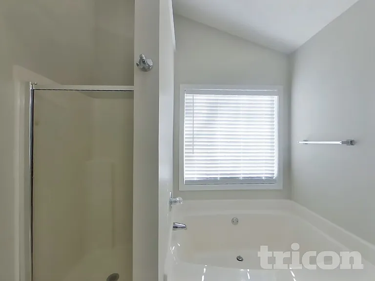 3320 Cypress Club Trl — Photo 10
