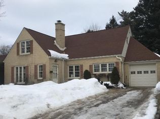 215 Pleasant St, Rhinelander, WI 54501