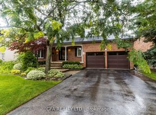 1027 Masters Grn, Oakville, ON L6M 2N7
