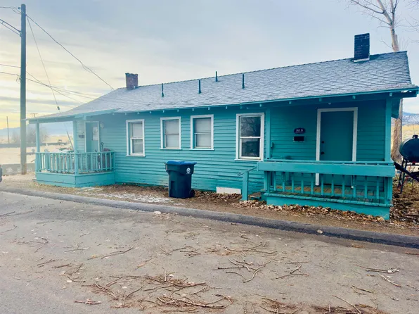 32 Monrovia St, Susanville, CA 96130