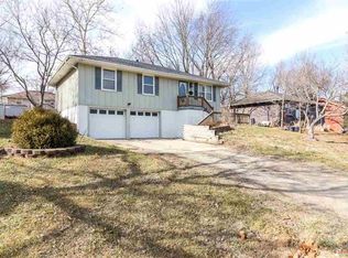 124 NE 991st, Knob Noster, MO 65336