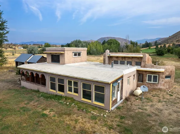 574 Twisp-Winthrop Eastside Road, Winthrop, WA 98862
