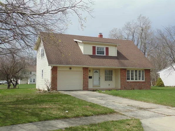 5935 Blackstone Dr, Fort Wayne, IN 46818