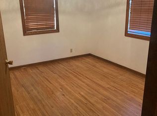 809 Smoky Hill Rd, Lincoln, NE 68520