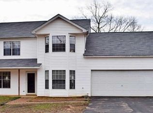 6401 Greenfield Dr, Spartanburg, SC 29303