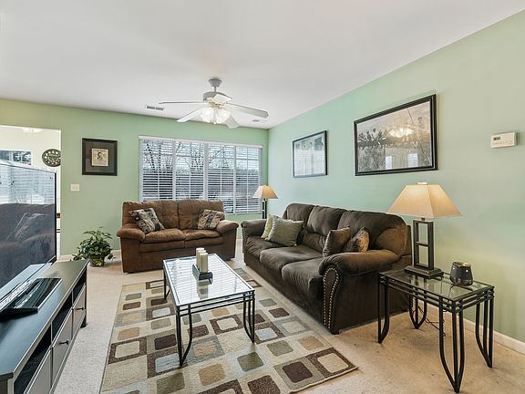 5th image of 217 N Harbor Lndg
