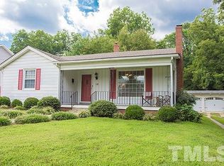 19 Oak St, Roxboro, NC 27573