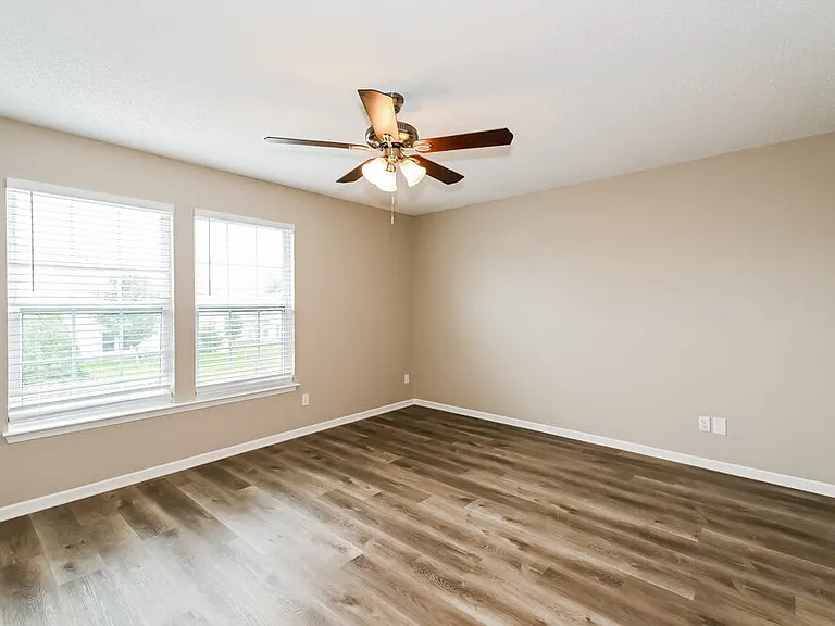 8652 Orchard Grove Ln — Photo 16