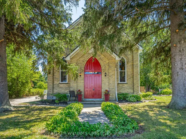 3229 McGillivray Dr, North Middlesex, ON N0M 2K0