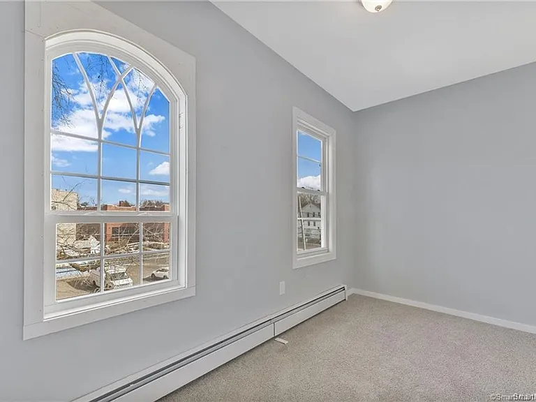 214 Westland St — Photo 10