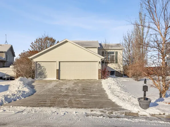 3435 39th Ave S, Fargo, ND 58104