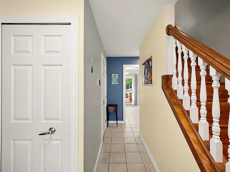 44831 Huntington Dr — Photo 10