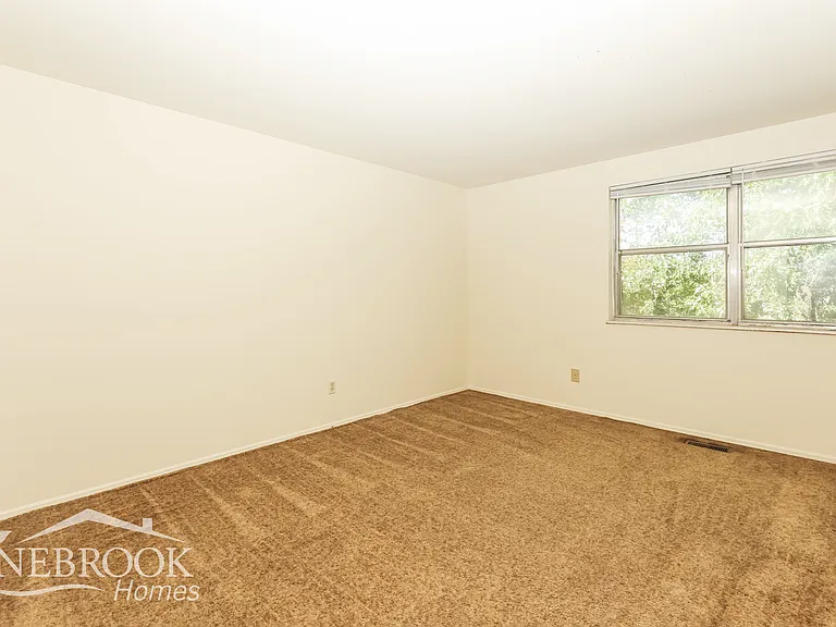 7673 Mount Hood Dr — Photo 11