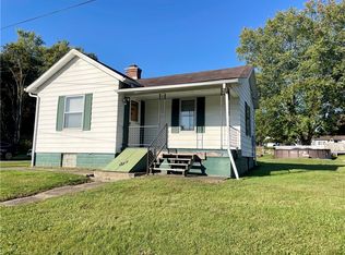 104 Ontario Ave, New Castle, PA 16102