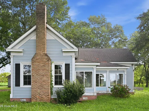 422 Cornwallis Road, Teachey, NC 28464