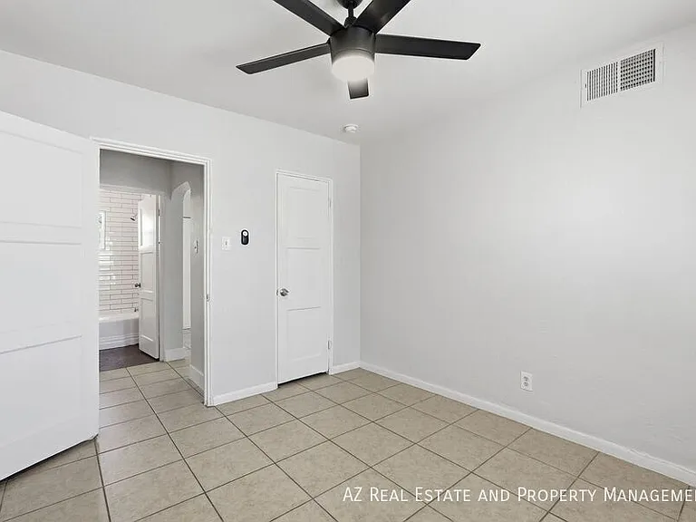1038 N 16th St — Photo 19