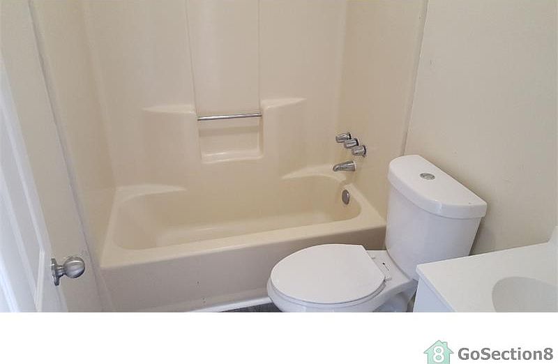1st image of 2408 W 54th St APT 3
