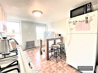 Rented by ZealEstate Group Inc