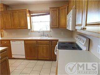 3rd image of 7220 Redbird Ln W