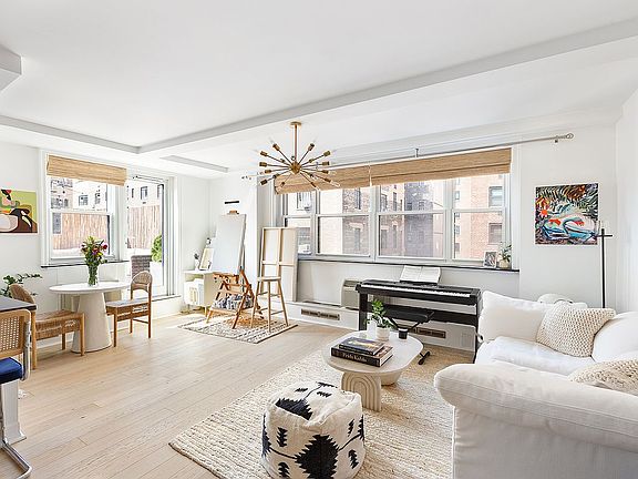 3rd image of 63 E 9th St APT 8X