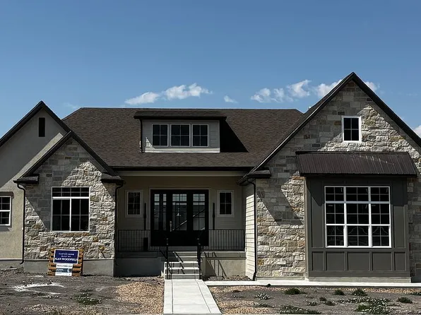 3230 N Douglas Dr, Pleasant View, UT 84414