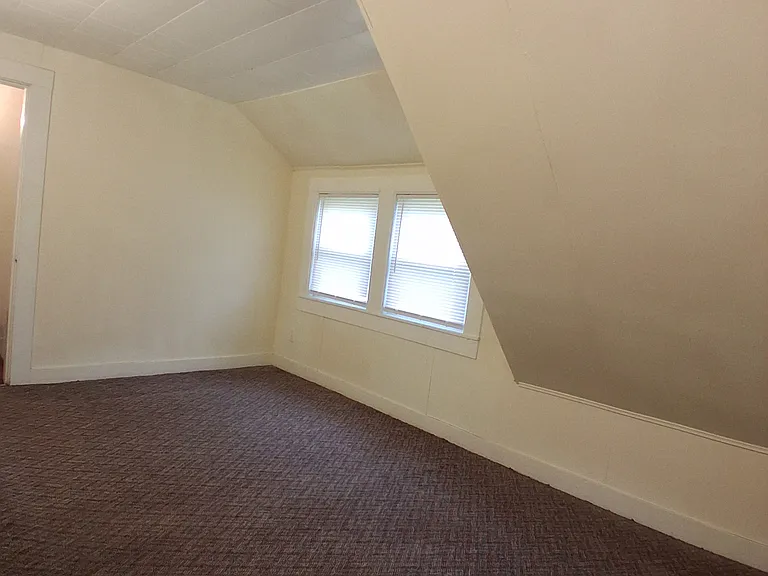 5 Ruggles St — Photo 8