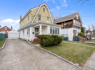 1428 156th St, Whitestone, NY 11357