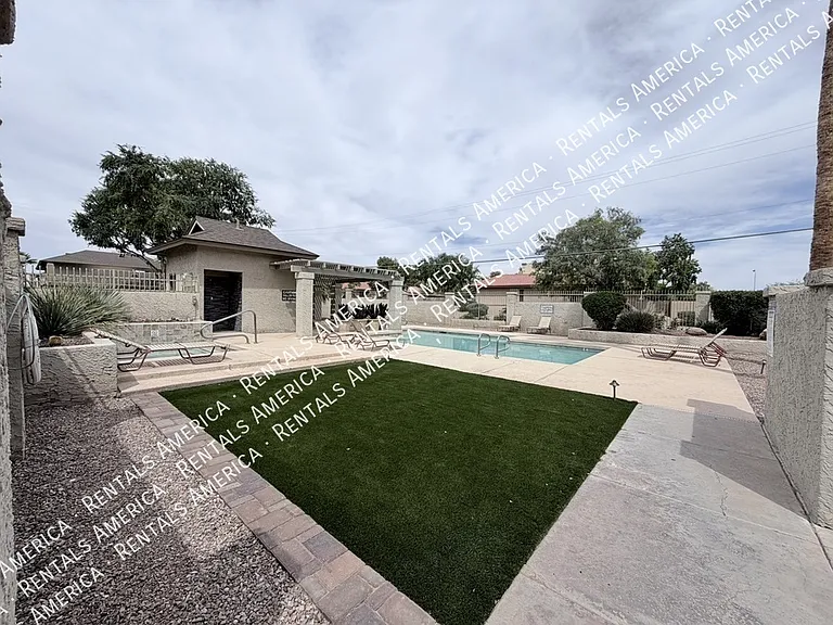 1254 N 85th Pl — Photo 27