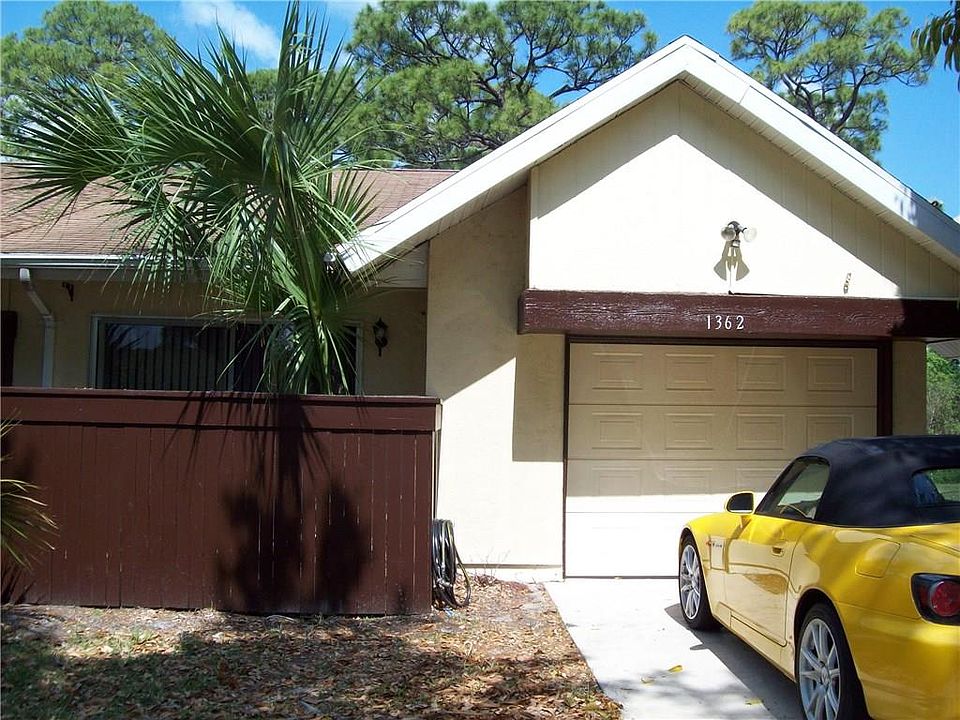 1st image of 1362 SE Rivergreen Cir