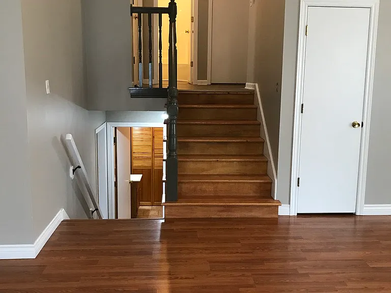 14710 Hardy St — Photo 9