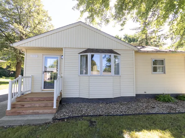 2130 Grand Ave, Albert Lea, MN 56007