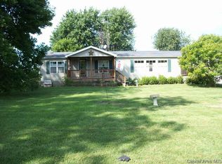 435 N Exchange St, Winchester, IL 62694